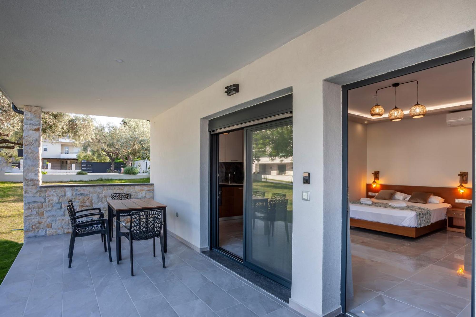 Olia Seaside Residence 120M From The Beach ペフコホリ エクステリア 写真