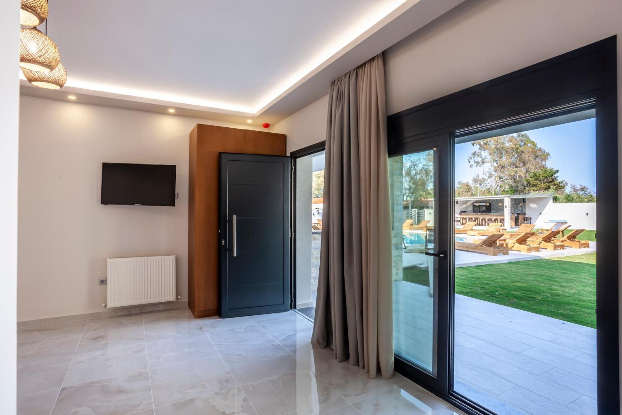 Olia Seaside Residence 120M From The Beach ペフコホリ エクステリア 写真