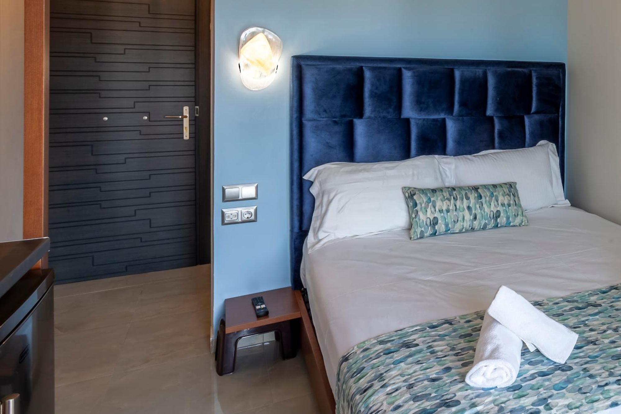 Olia Seaside Residence 120M From The Beach ペフコホリ 部屋 写真